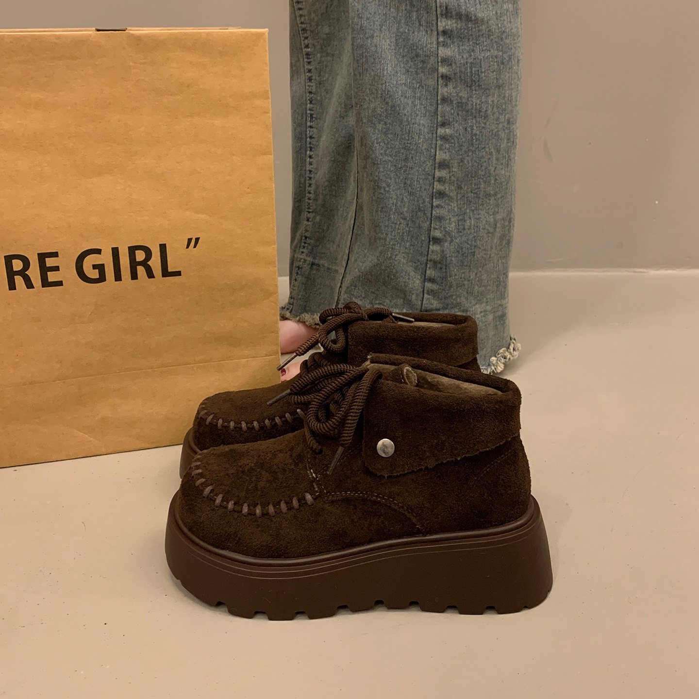 高级感低帮马丁靴女冬季系带短靴