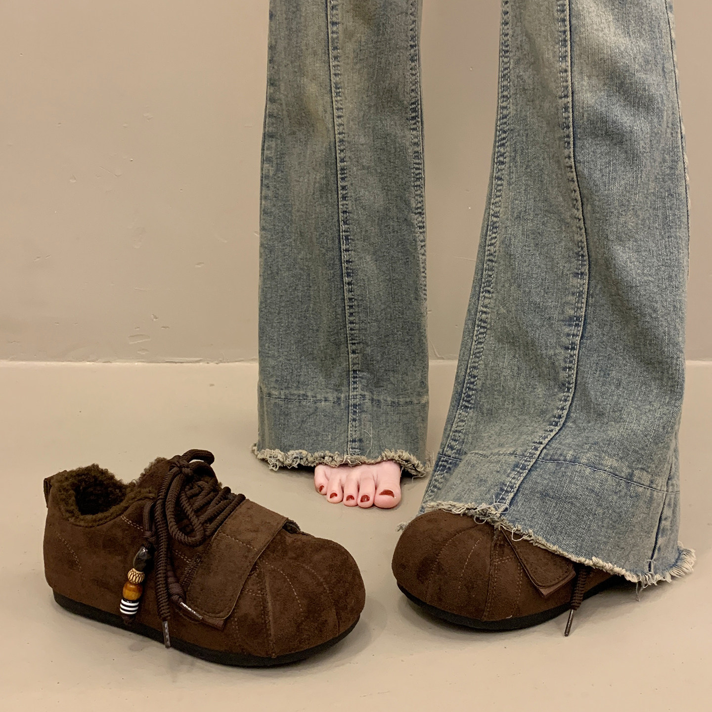 加绒厚底勃肯鞋毛绒女冬季二棉鞋2025超火新款爆款德训运动休闲鞋