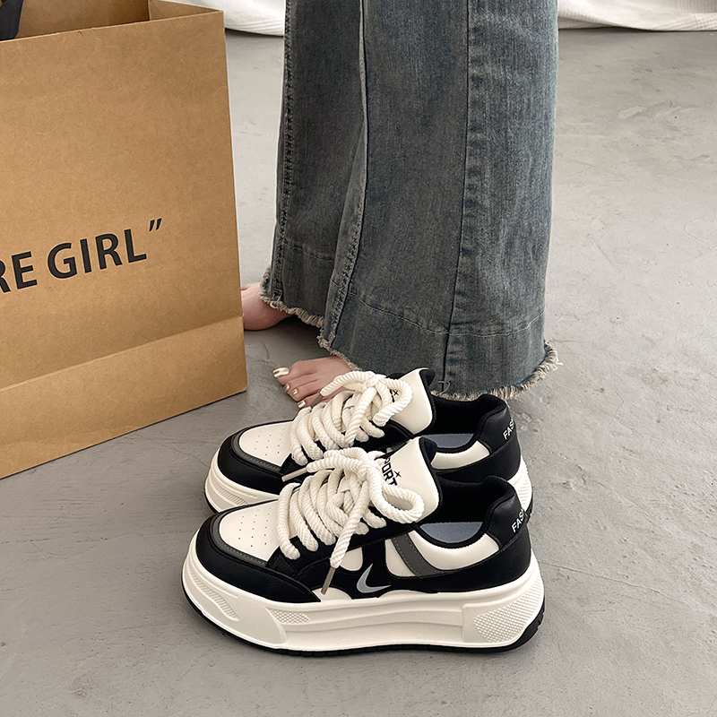 超火小白鞋女秋冬季增高小众板鞋