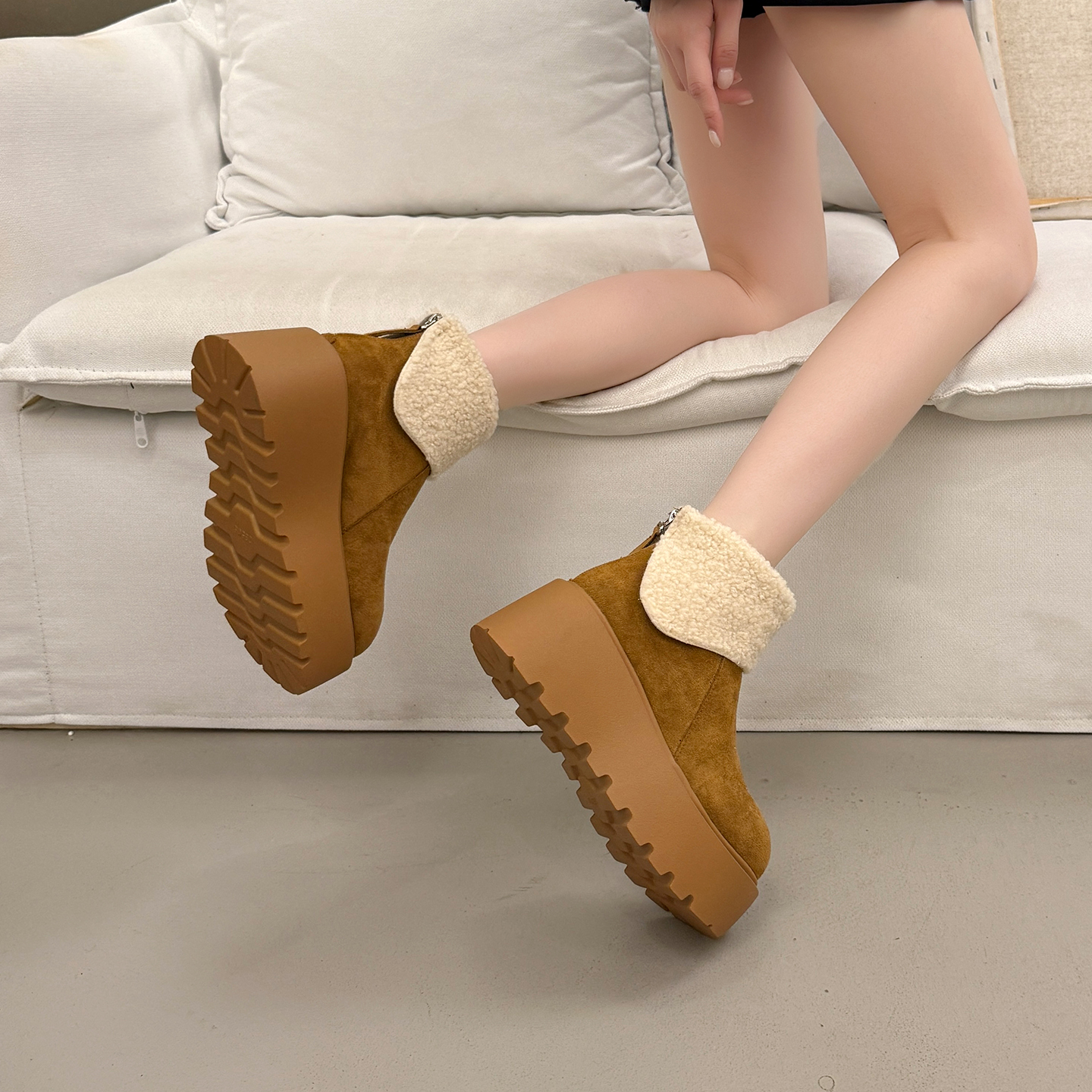 复古短靴女冬季加厚雪地靴大黄靴