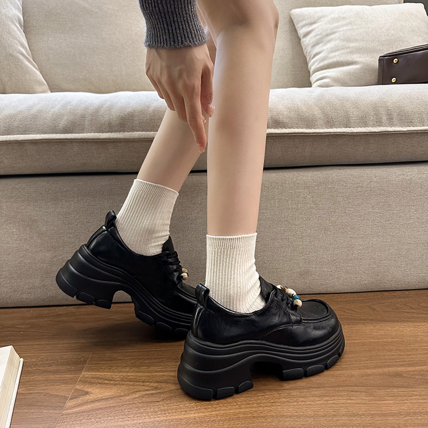 英伦黑色厚底系带小皮鞋女绝美深口单鞋2026新款春秋乐福玛丽珍鞋,女鞋,深口单鞋,淘宝优惠券,粉丝福利购,淘宝优惠卷