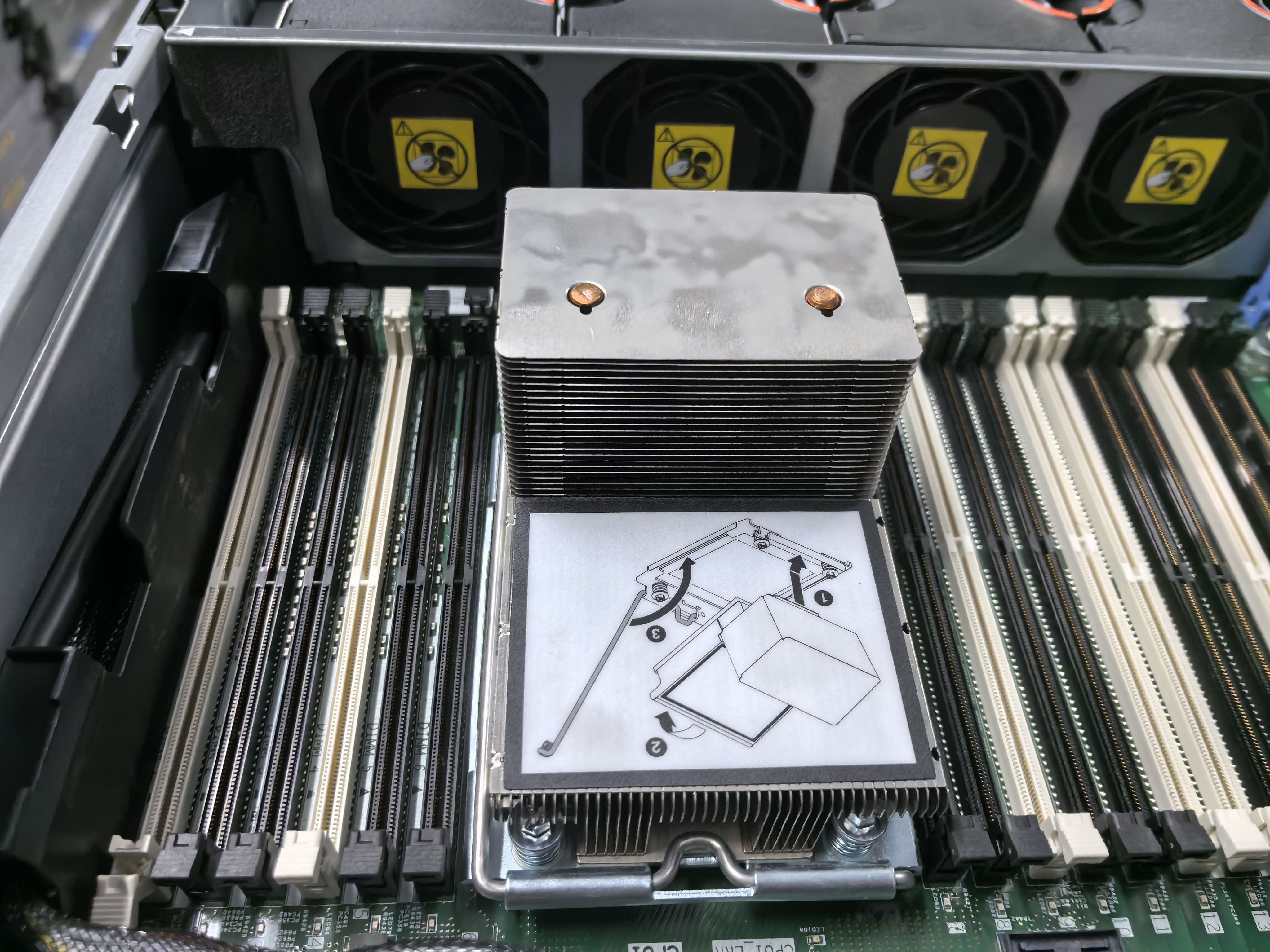 联想IBM X3650 M5服务器散热器 00KC788 风扇00FK883 CPU升级套件