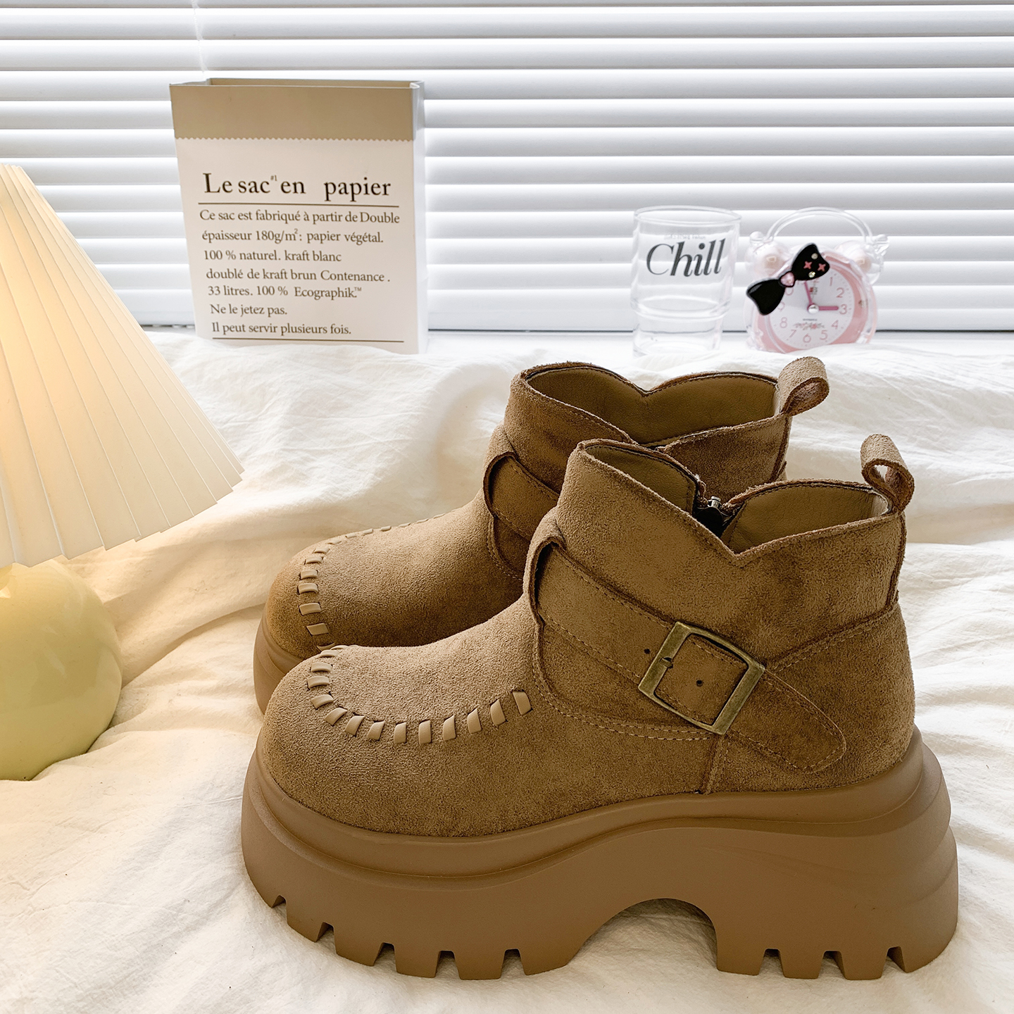 美拉德超火小短靴女松糕厚底鞋女2025新款秋季复古增高显瘦马丁靴