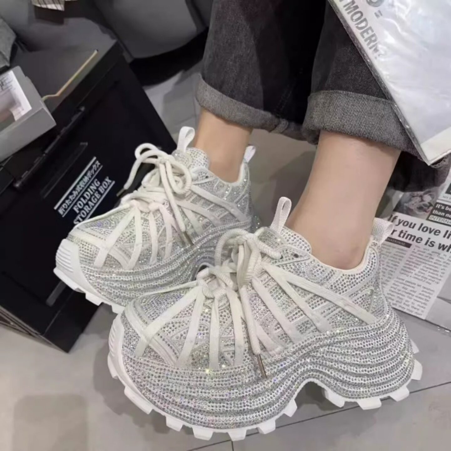 满天星水钻老爹鞋女款2026新款高级感巨好看潮牌不撞款厚底运动鞋