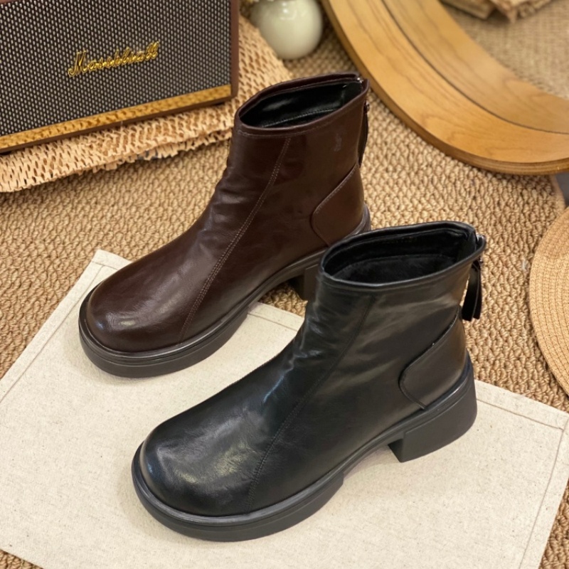 英伦风马丁靴女2025冬季新款圆头厚底防滑短靴百搭显瘦舒适瘦瘦靴