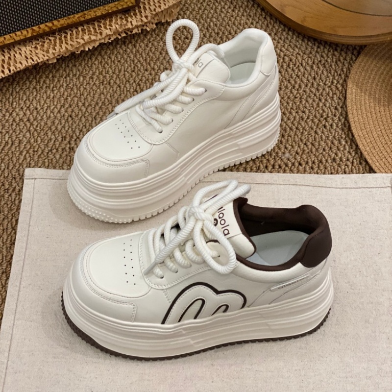 2025冬季新款韩版厚底小白鞋女防滑透气百搭休闲板鞋舒适洋气潮鞋