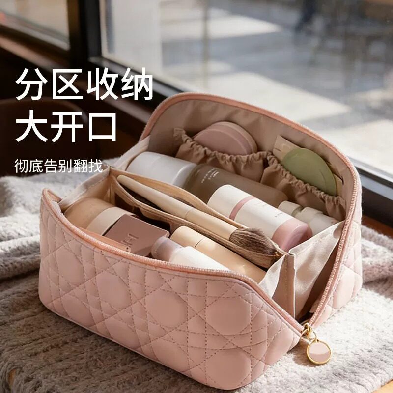 化妆包女外出便携2026热卖大容量分区旅行洗漱收纳包