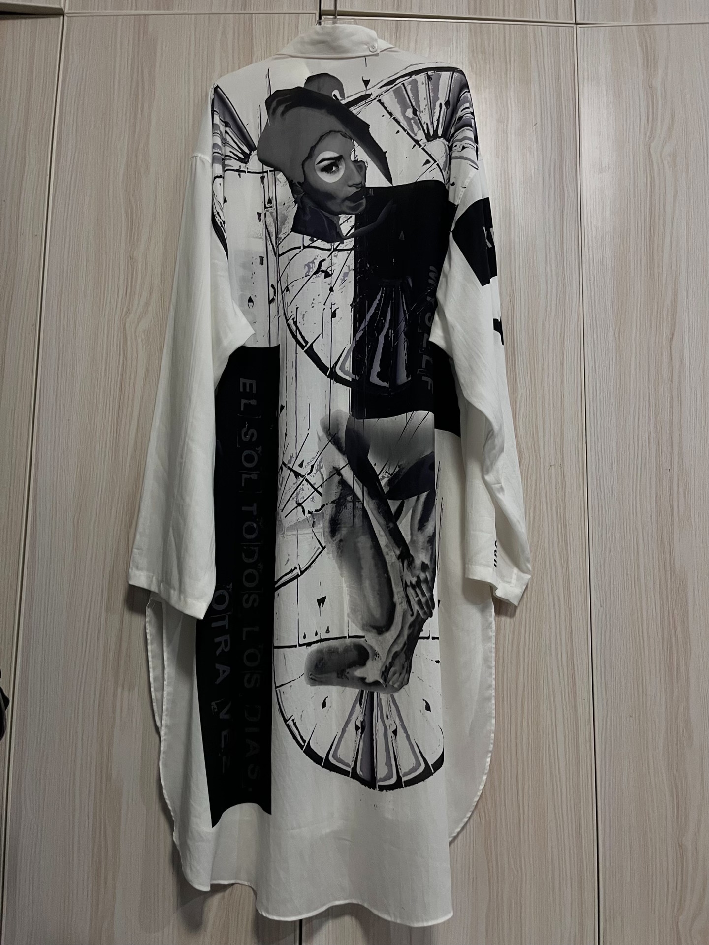 Yohji Yamamoto 25ss Portrait Print Shirt — front