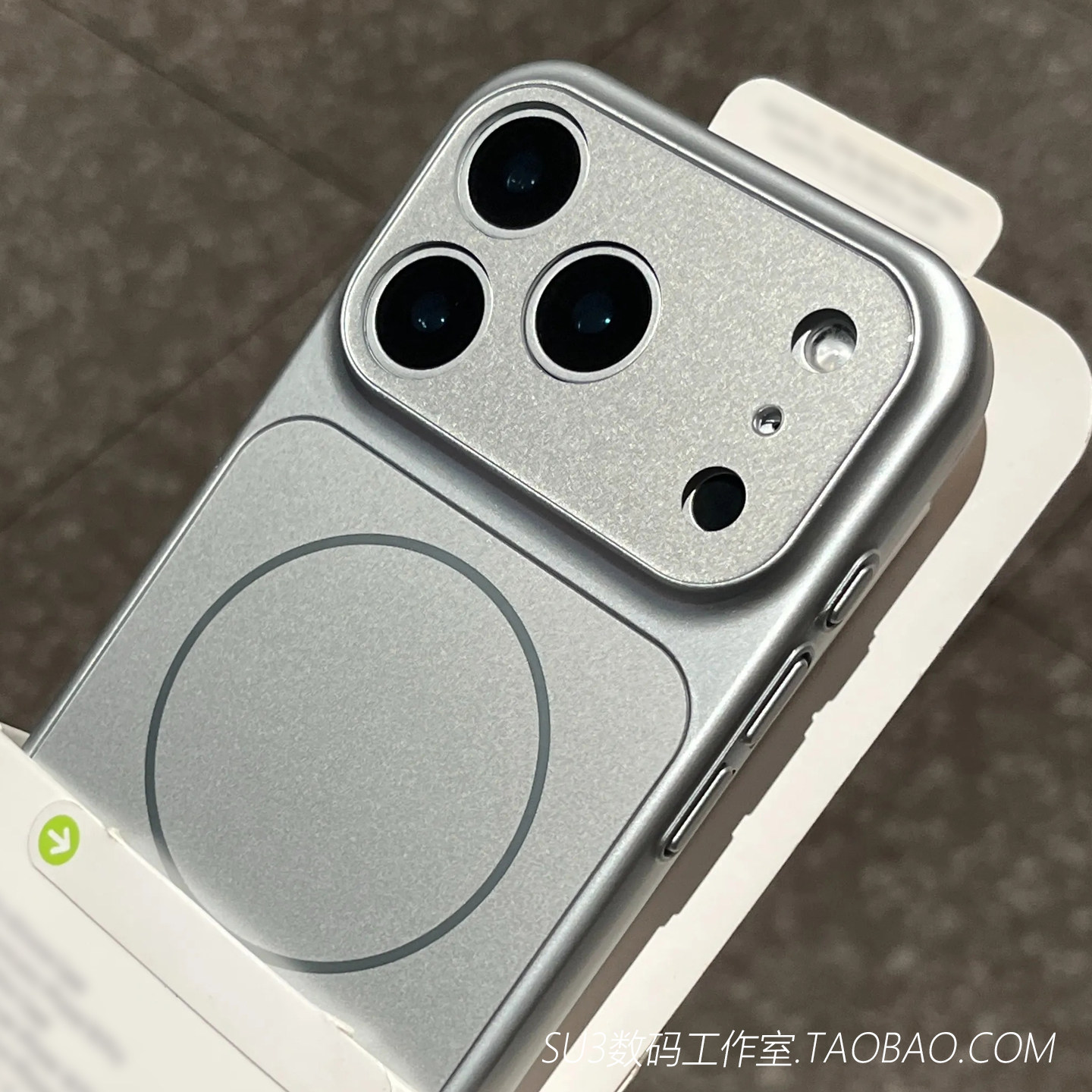 大视窗Beats磁吸超薄适用iPhone16秒变17苹果17pr