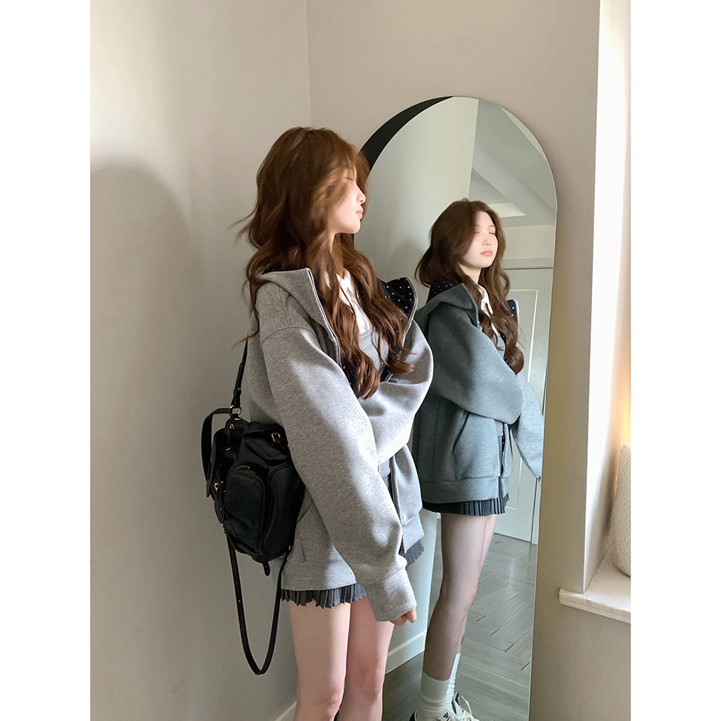韩系灰色撞色波点外套女