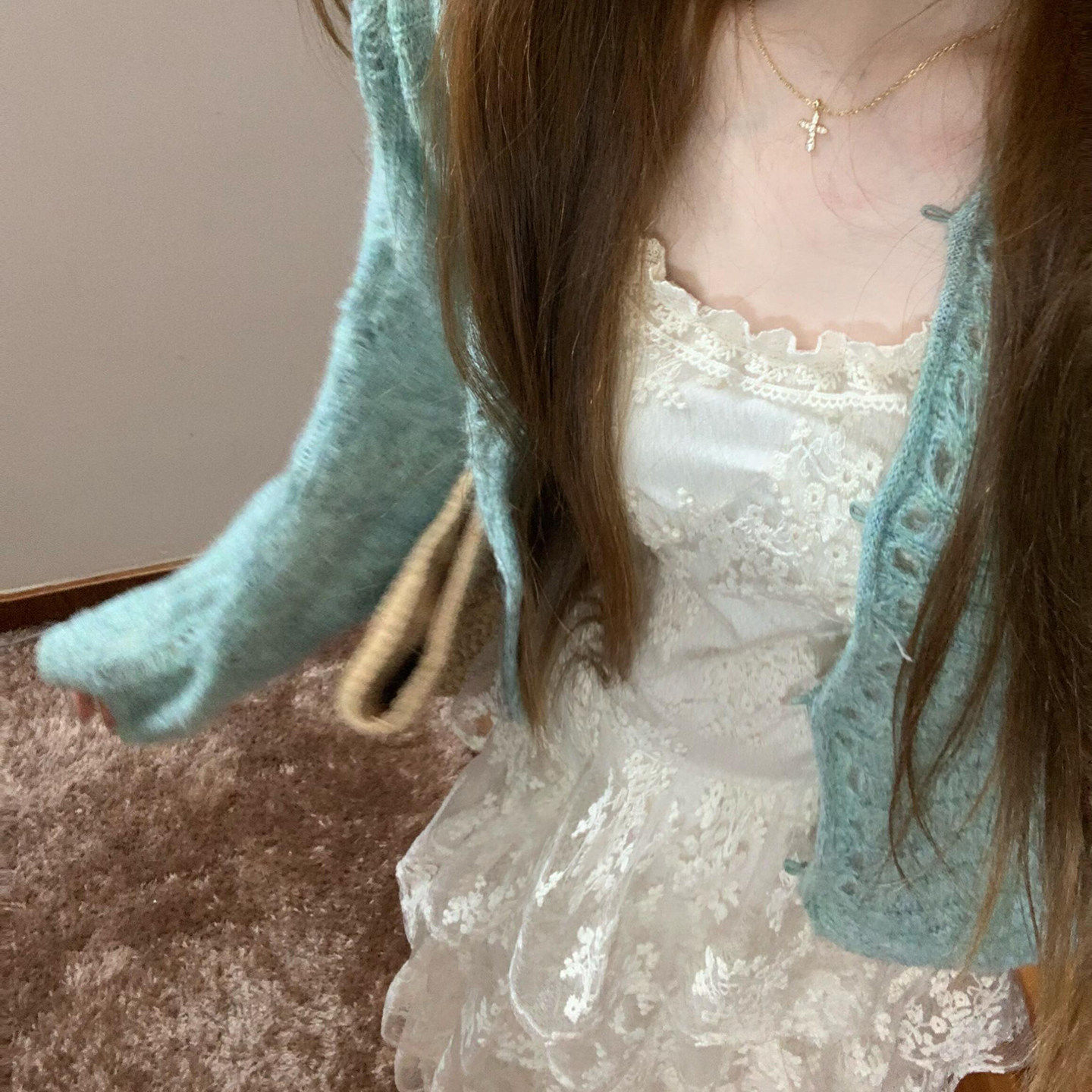 甜美风蕾丝吊带蛋糕裙女