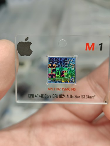 苹果M1 CPU核心晶圆芯片摆件钥匙扣 亚克力