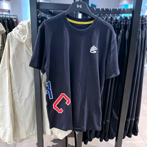 Under Armour 印花图案圆领套头短袖T恤 男款 黑色1383381-001