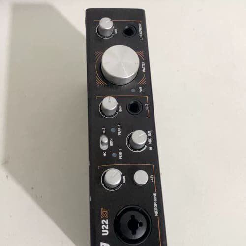 议价ESI玛雅U22XT外置声卡，功能正常，机器成色如图，有正常