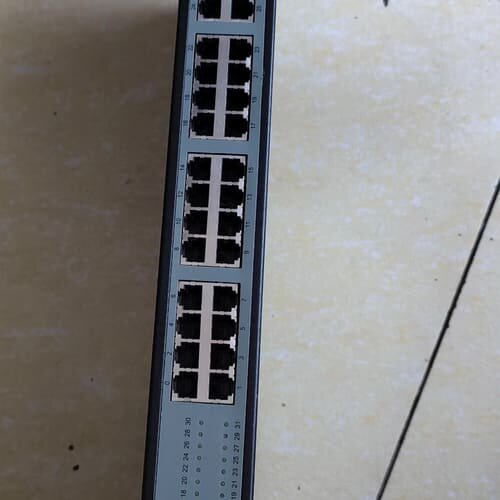 议价DINSTAR/鼎信通达语音网关IAD-32S成色如图 带电