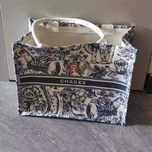 霸王茶姬包包高级感帆布周边全新正品小众茶马古道女包新款托特包