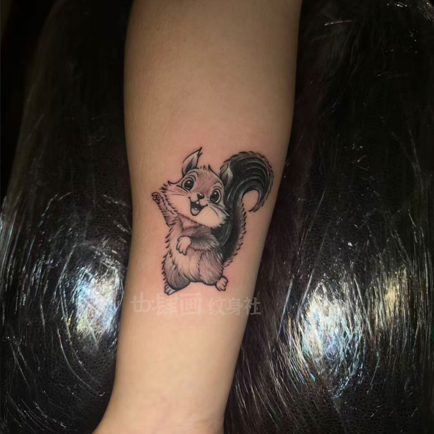 草本果汁纹身贴 小松鼠卡通可爱学生 手臂遮盖疤痕防水持久不反光