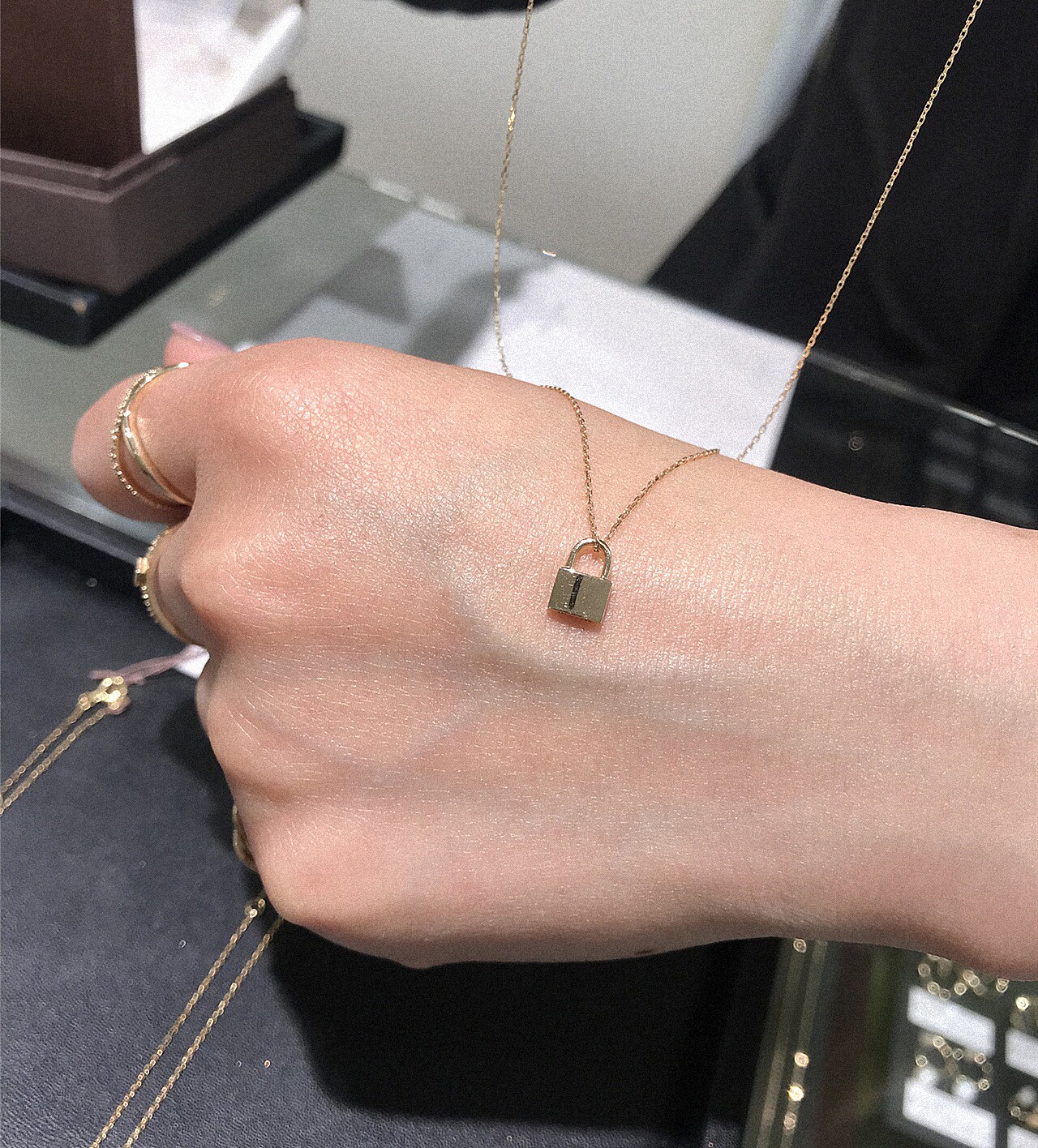 18k金锁头吊坠cocoshnik项链女日韩一锁定情锁骨链纯银十字链礼物