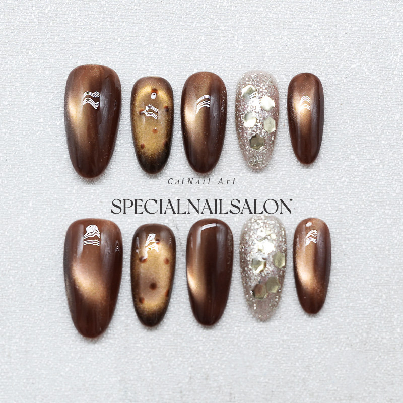 【焦糖金芒】纯手工穿戴甲秋冬美拉德亮片轻奢小众高级感指甲贴片,彩妆/香水/美妆工具,穿戴甲/甲片,淘宝优惠券,粉丝福利购,淘宝优惠卷