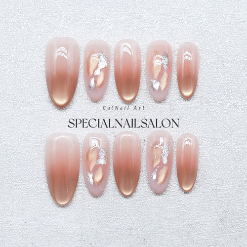 【橘汽沐光】纯手工穿戴甲渐变琥珀色细闪猫眼2025新年款美甲贴片