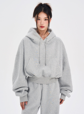 EIOD EE1【鹅鹅私服】短款连帽抽绳卫衣加绒花灰色运动卫衣套装女
