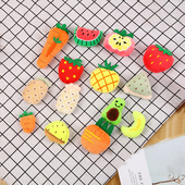 水果毛绒玩偶胸针草莓别针西瓜牛油果菠萝围巾配饰儿童小装 饰饰品