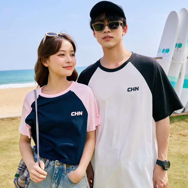 唐狮2026夏季新款情侣装短袖t恤男复古潮流插肩袖女上衣短款宽松