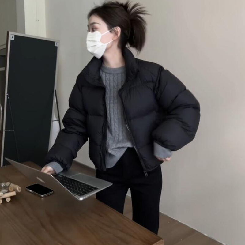 短款肯豆风轻薄羽绒服女冬季新款2025年爆款黑色小个子面 面包服