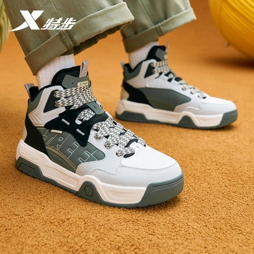 特步大棉加绒棉鞋冬季新款面包鞋男板鞋革面防风保暖休闲运动鞋子