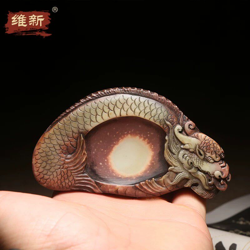 徽州歙砚名师技艺作品《鱼化龙》天然原石紫袍玉带玉石手工砚台紫袍玉黛名砚小楷砚台高档收藏把玩小巧