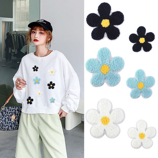 立体雏菊花朵刺绣布贴diy衣服卫衣羽绒裤子贴破洞装饰遮盖补丁贴
