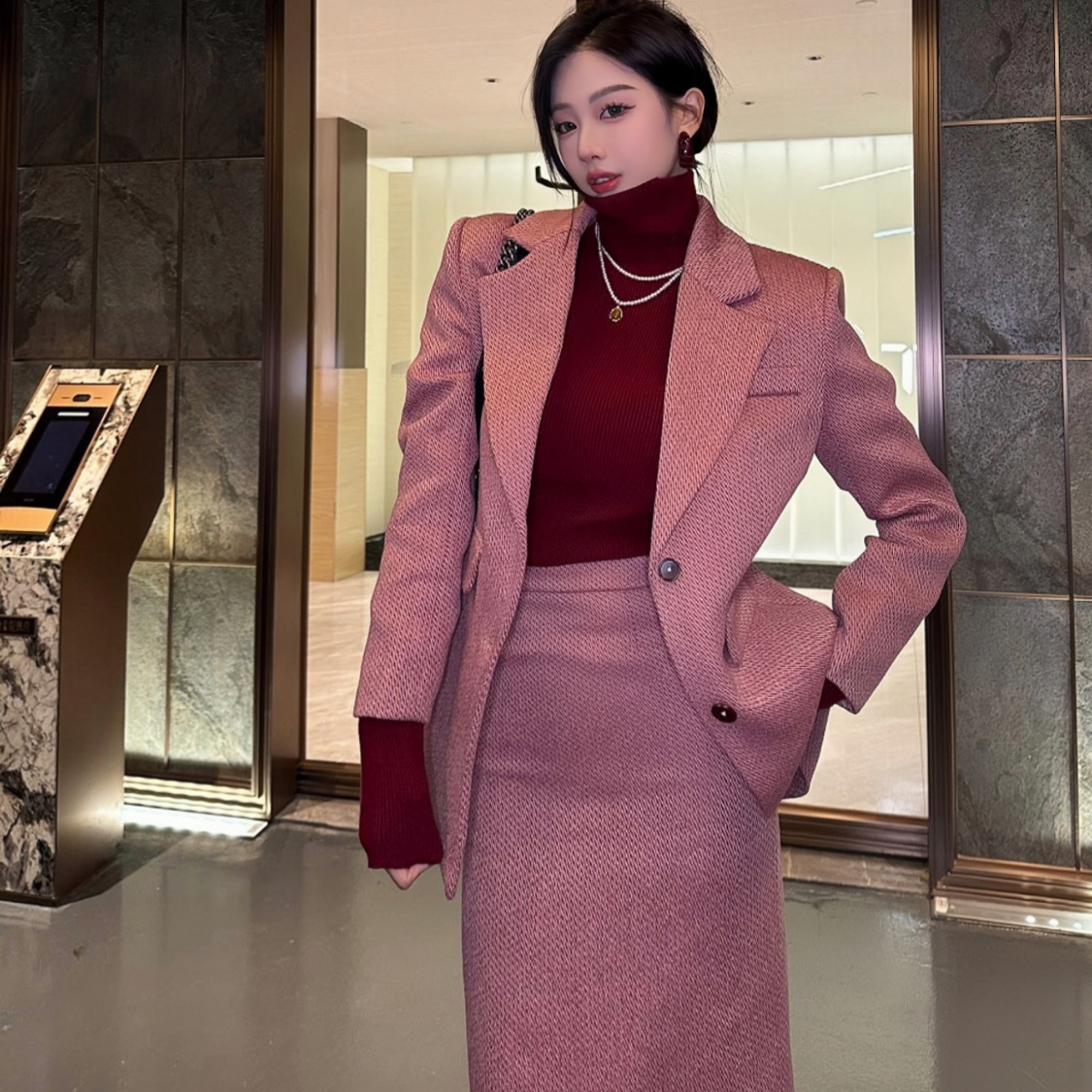 利达NEWDADADA小西装外套女2024高级感两件套休闲西服套装TPC2750