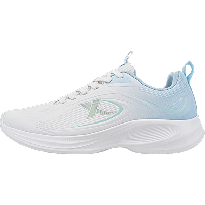 特步男鞋皮面防水跑步鞋运动鞋