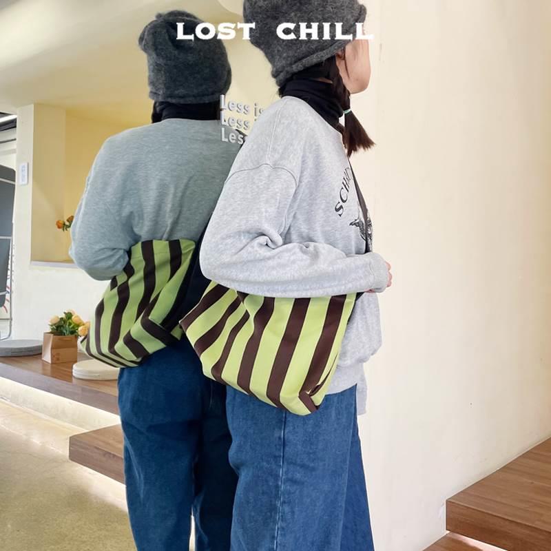 Lost Chill-休闲百搭条纹斜挎包撞色单肩包复古运动帆布包腋下包