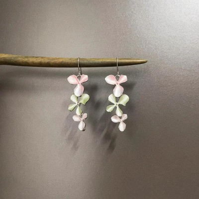 Vintage古着 Oil-dropping flowers耳饰