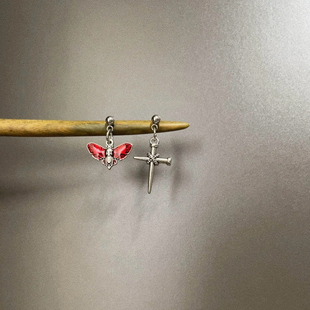 Vintage古着 skeleton耳饰 Moth