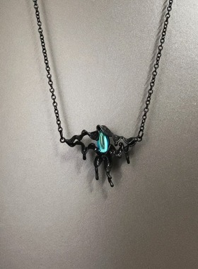 Vintage古着 Assorted Floral Forms项链