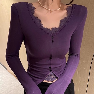 修身纯欲蕾丝拼接V领上衣