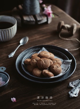 圆形甜品台家居装饰铁艺托盘轻便