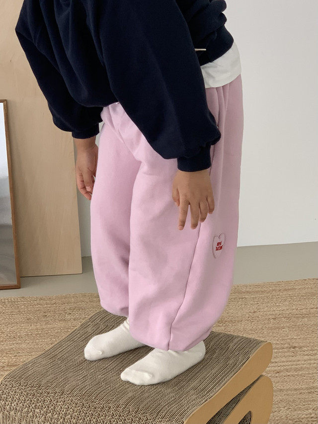 NNKIDS韩国进口正品童装代购男女儿童韩系学院风爱心刺绣运动裤
