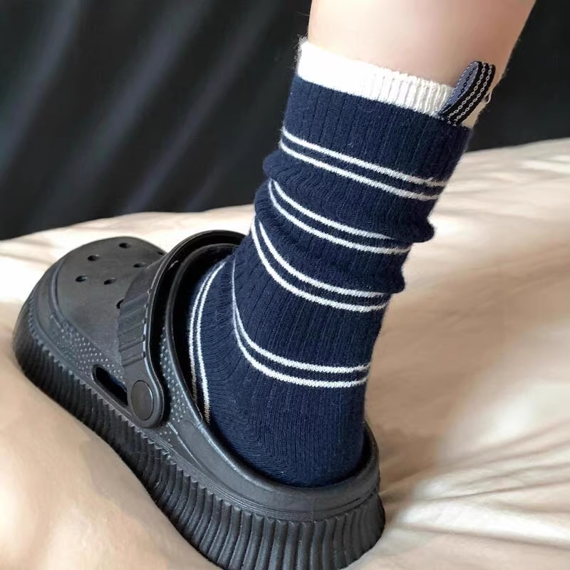 后跟布标袜子女春秋款纯棉中筒袜