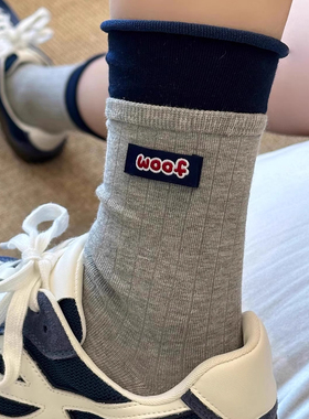woof布标+灰蓝叠色袜袜巨有设计感~好喜欢秋天谁懂啊~韩系氛围感