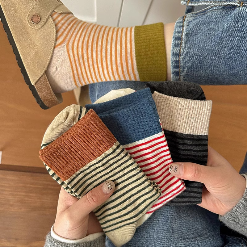 纯棉春秋韩版条纹中筒袜撞色抗菌