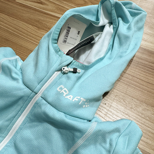 瑕疵S码 女款CRAFT抓绒保暖透气套头连帽立领长袖卫衣滑雪676