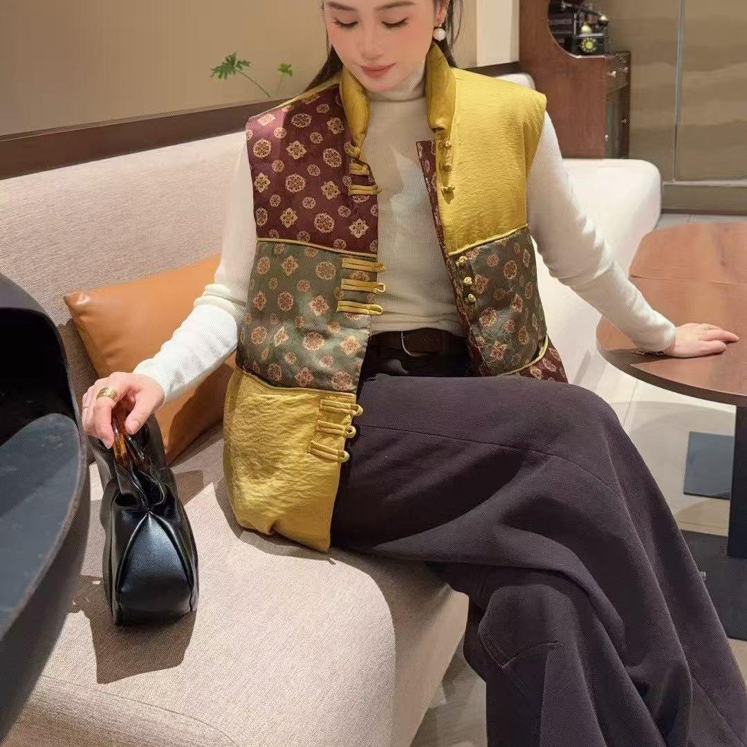 立领盘扣国风撞色提花羽绒马甲女