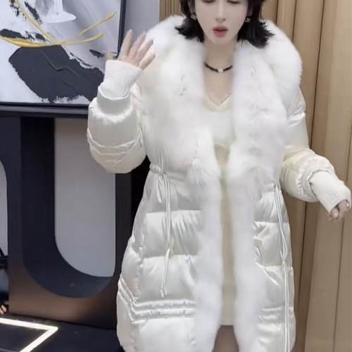 欧货2024冬季新款狐狸毛羽绒服