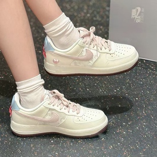 Nike Air Force 1正品耐克空军一号复古板鞋透气低帮休闲女鞋