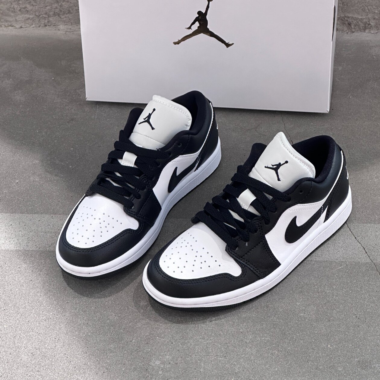 Nike正品耐克情侣AJ1板鞋