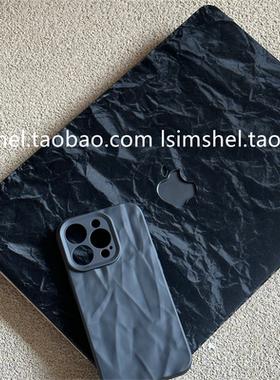 SHELL丨适用于Macbook苹果保护壳笔记本M4pro14寸新款外壳褶皱丝绒黑AirM313.6英寸软套16/15寸Max简约新时尚