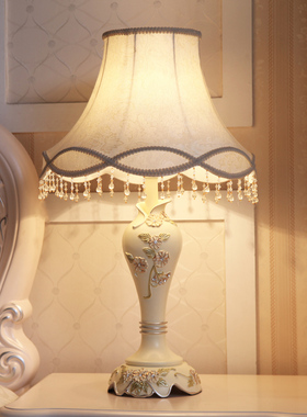 欧式台灯创意浪漫个性主卧可调节装饰家用新婚房间婚房卧室床头灯